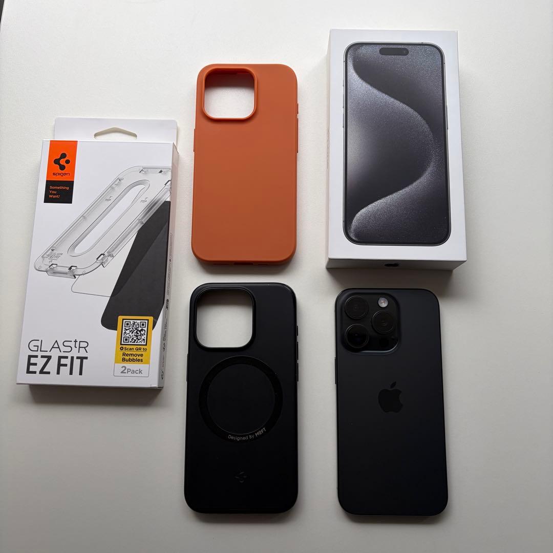 Apple iPhone 15pro ブラックチタニウム【匿名配送】【送料込み】