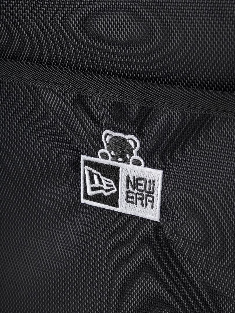 新品未開封 バッグ〈NEW ERA® × familiar〉