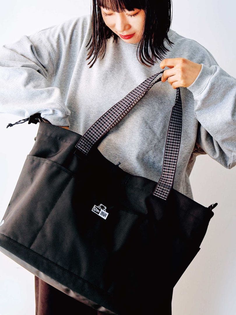 新品未開封 バッグ〈NEW ERA® × familiar〉