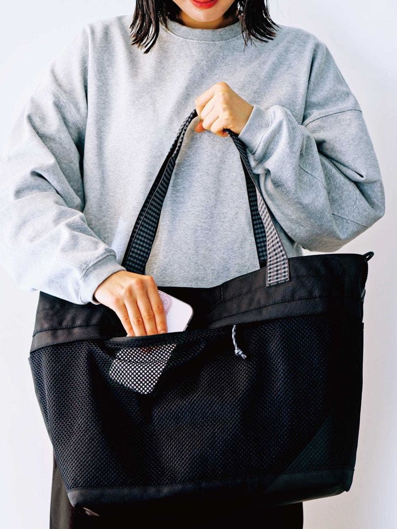 新品未開封 バッグ〈NEW ERA® × familiar〉