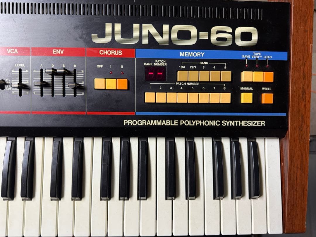 アンリ090　整備済みRoland JUNO-60 アナログシンセサイザー