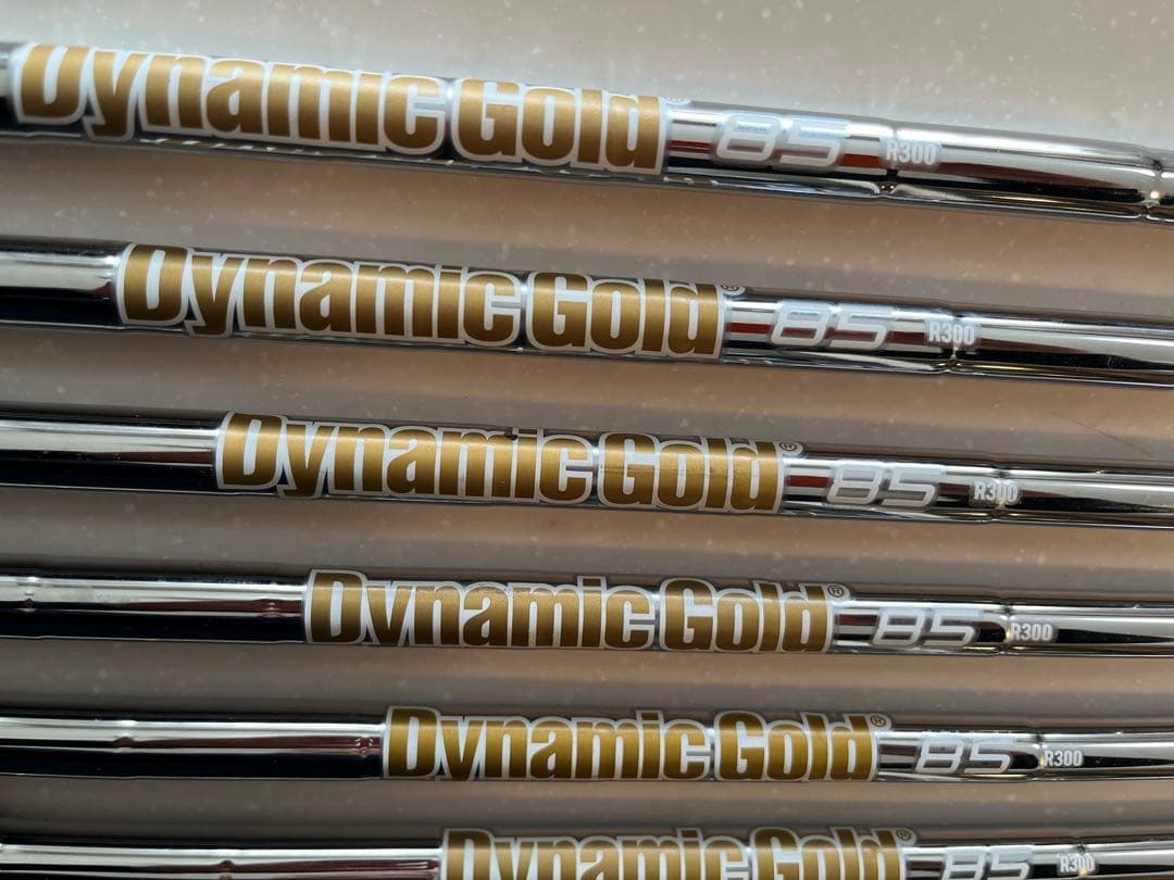 ミズノJPX925 ホットメタル　アイアン6本ダイナミックゴールド85 R300