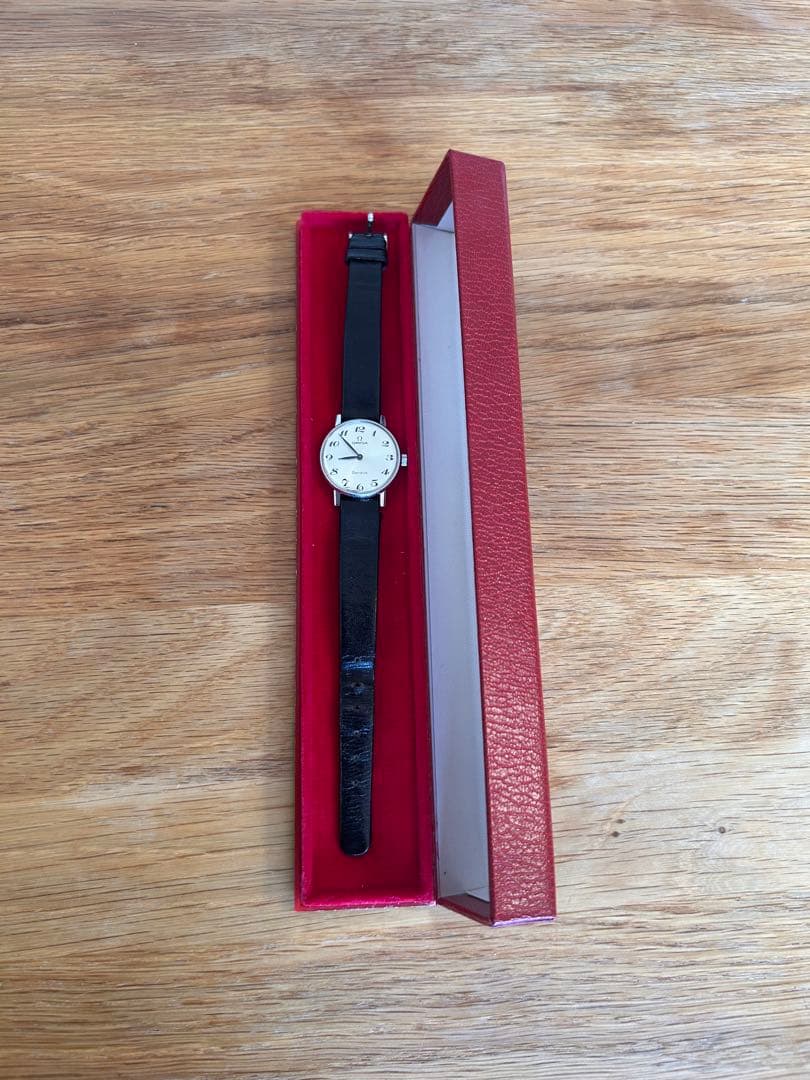 オメガ　OMEGA Geneve 手巻き ヴィンテージ腕時計 箱付き