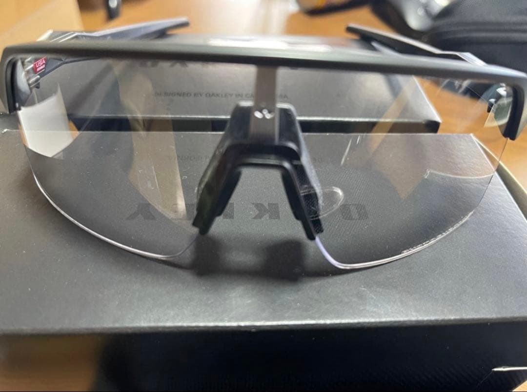 オークリー　スートロライト　調光レンズ