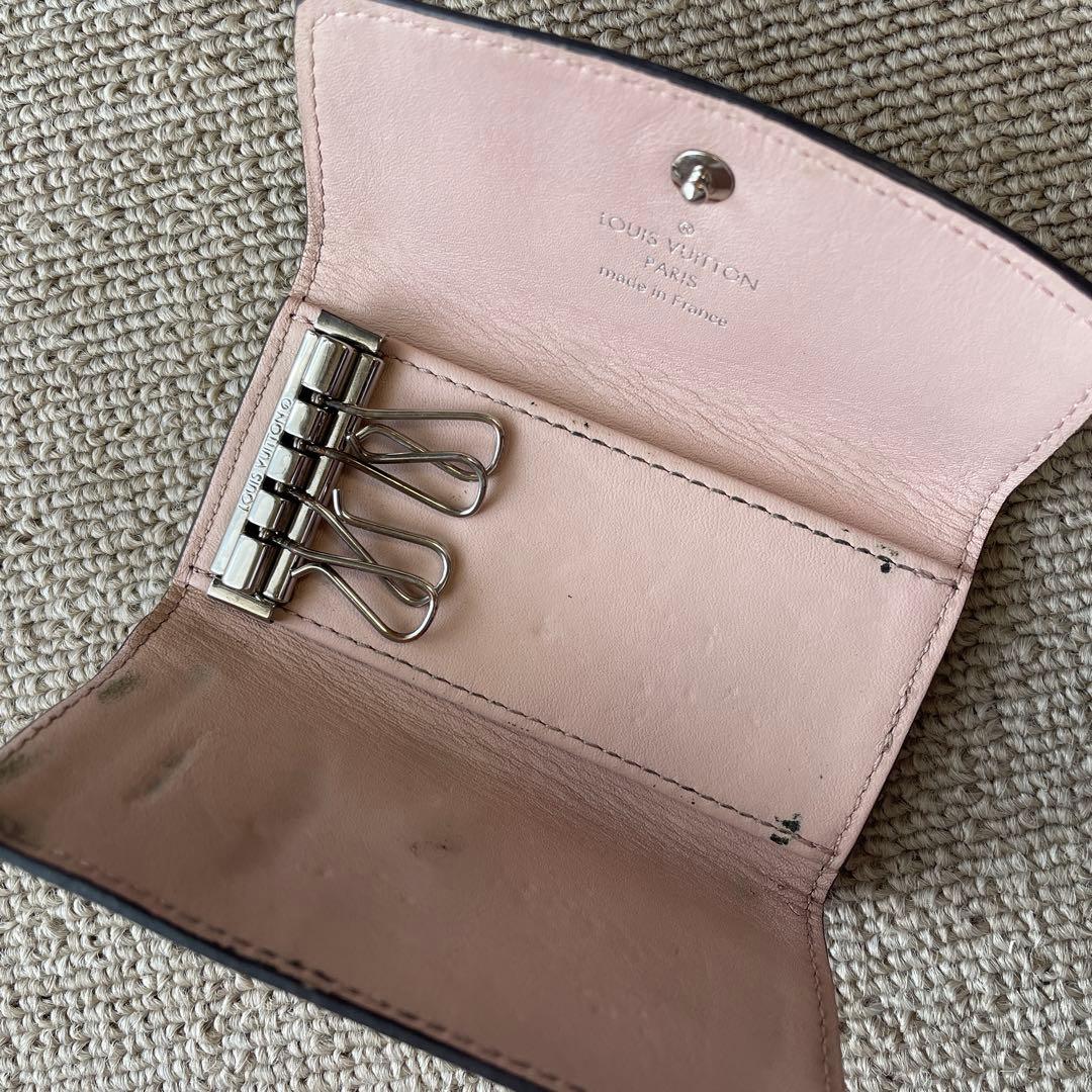 Louis Vuitton ライトピンク キーケース