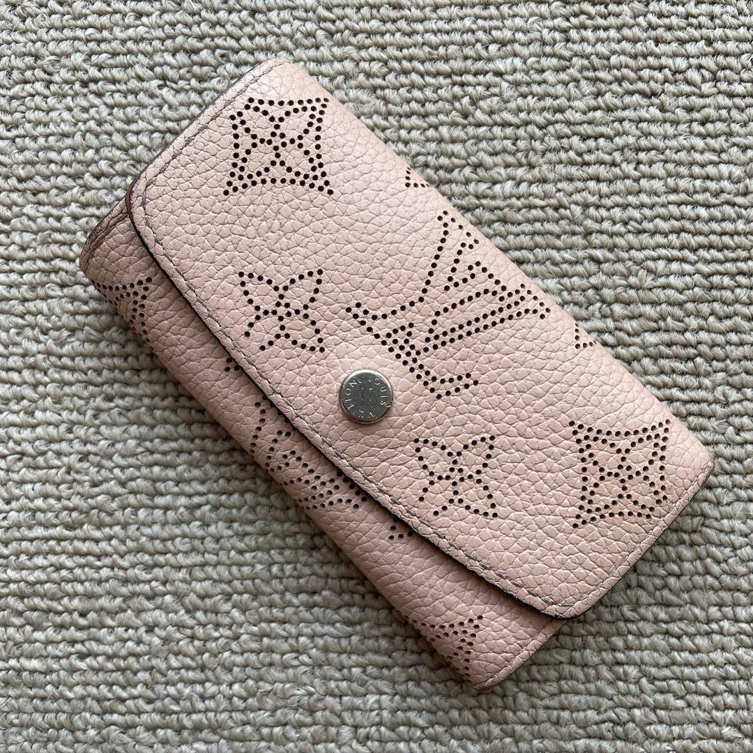Louis Vuitton ライトピンク キーケース