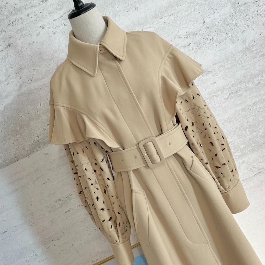 極美品★Chloe★カットワーク刺繍★ケープ★ロング★トレンチコート