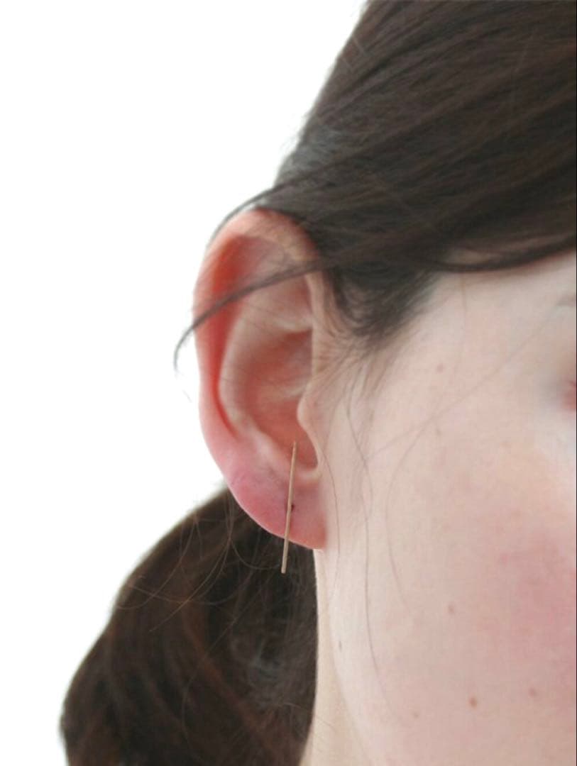 ま*ー様 美品 cuicui K10 ゴールド ラインピアス