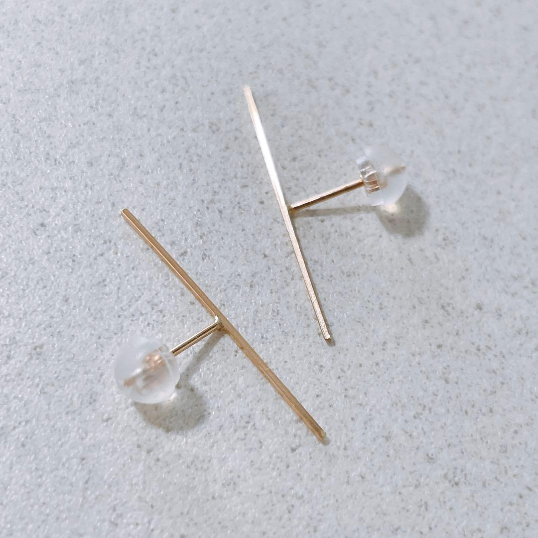 ま*ー様 美品 cuicui K10 ゴールド ラインピアス