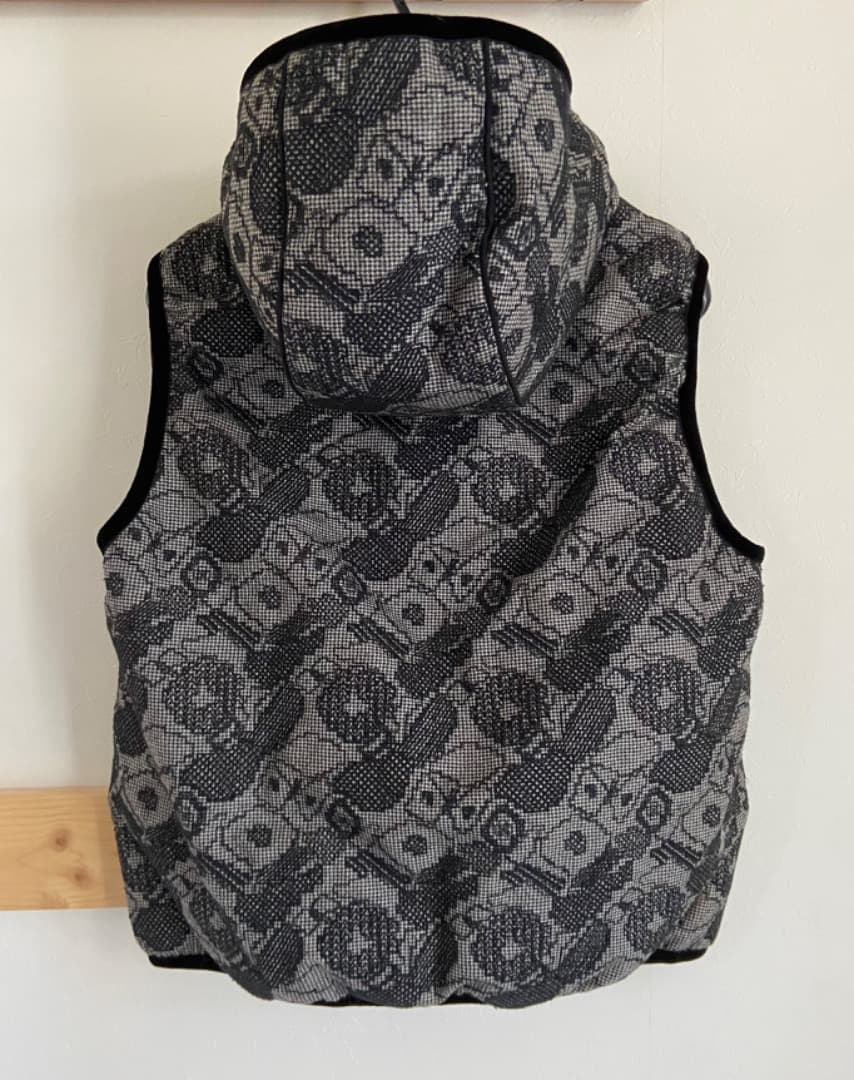 ミナペルホネン stitch garden ダウンベスト 定価143000円