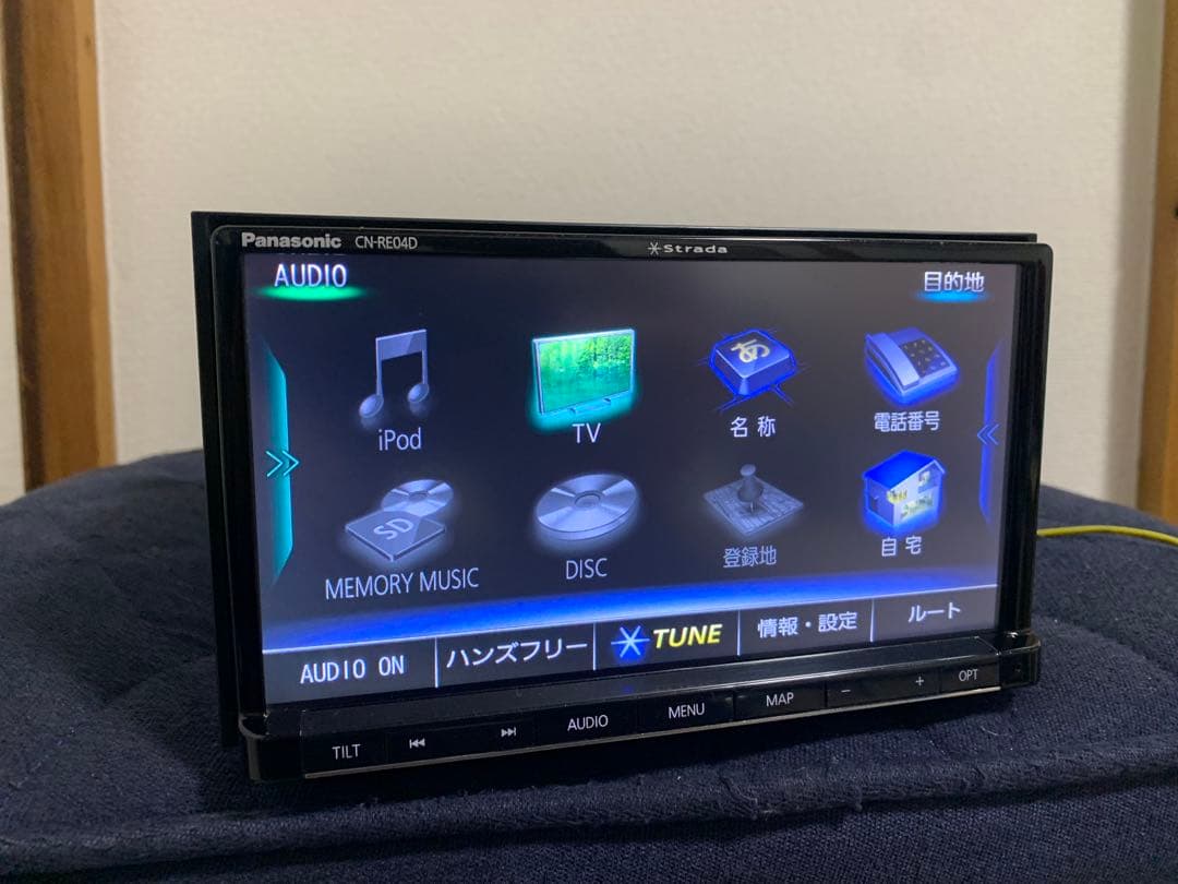 カーナビ Panasonic CN-RE04D
