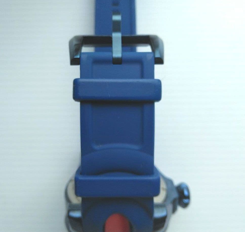 ち-ぶ-さん INVICTA キャプテンアメリカモデル