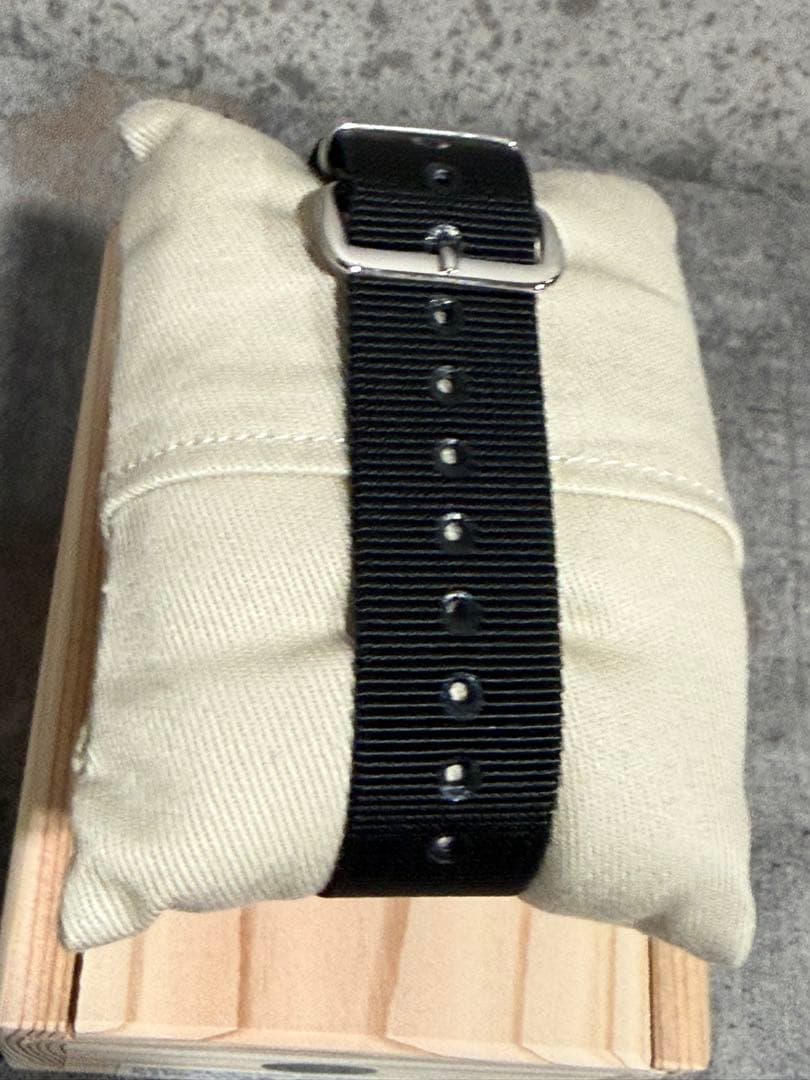 M53. ダイバーズウォッチ 40mmNATOベルト 替えベルト付き