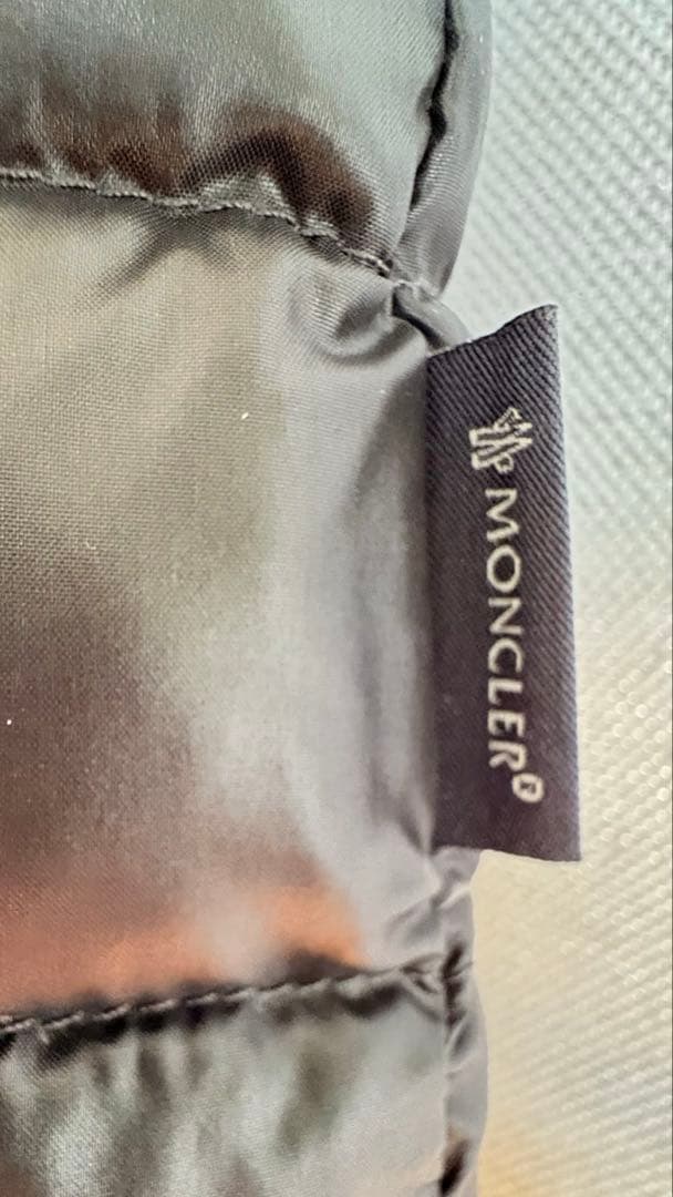 Moncler モンクレール　ファーベスト　リバーシブル1 ほぼ未使用品