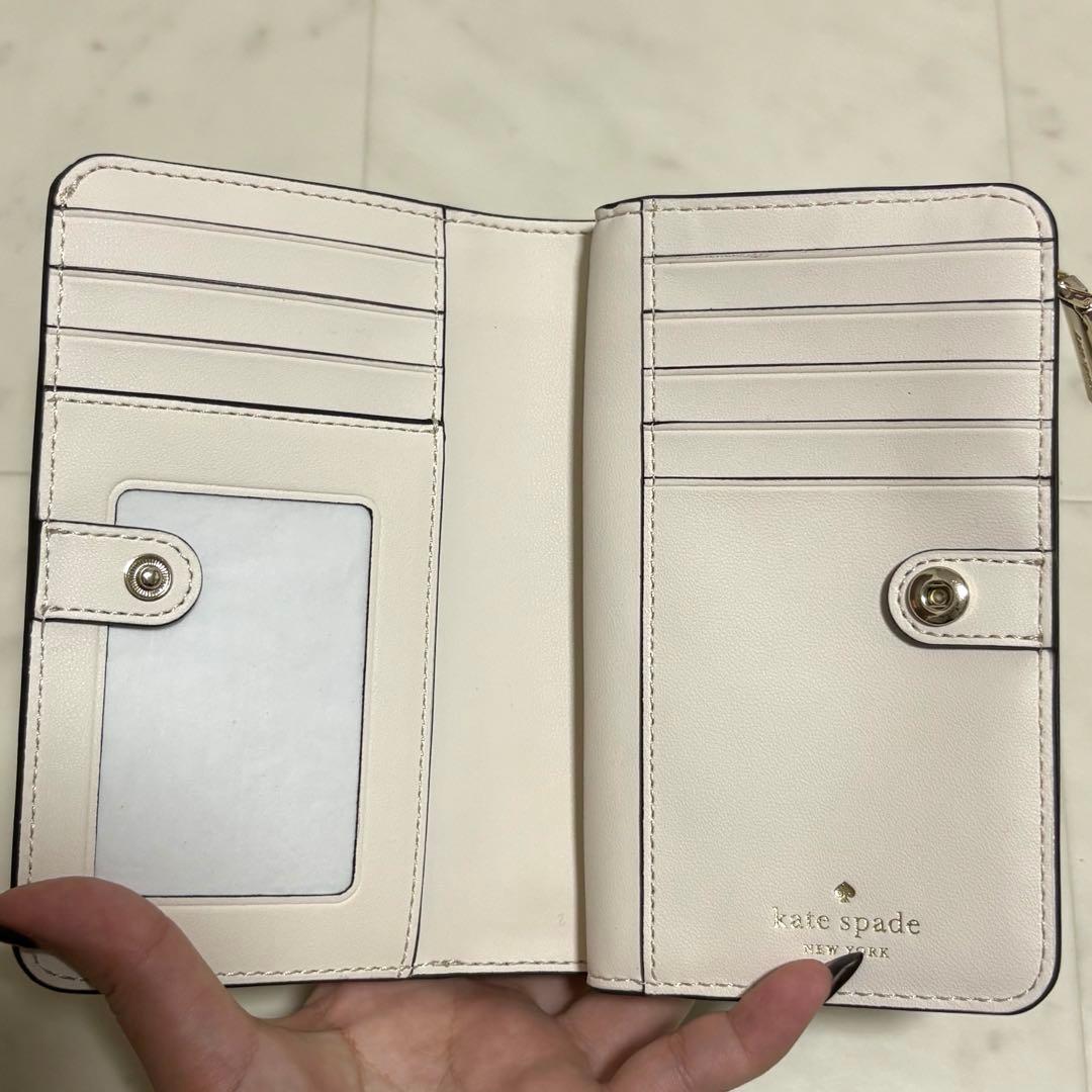 katespade 二つ折り財布