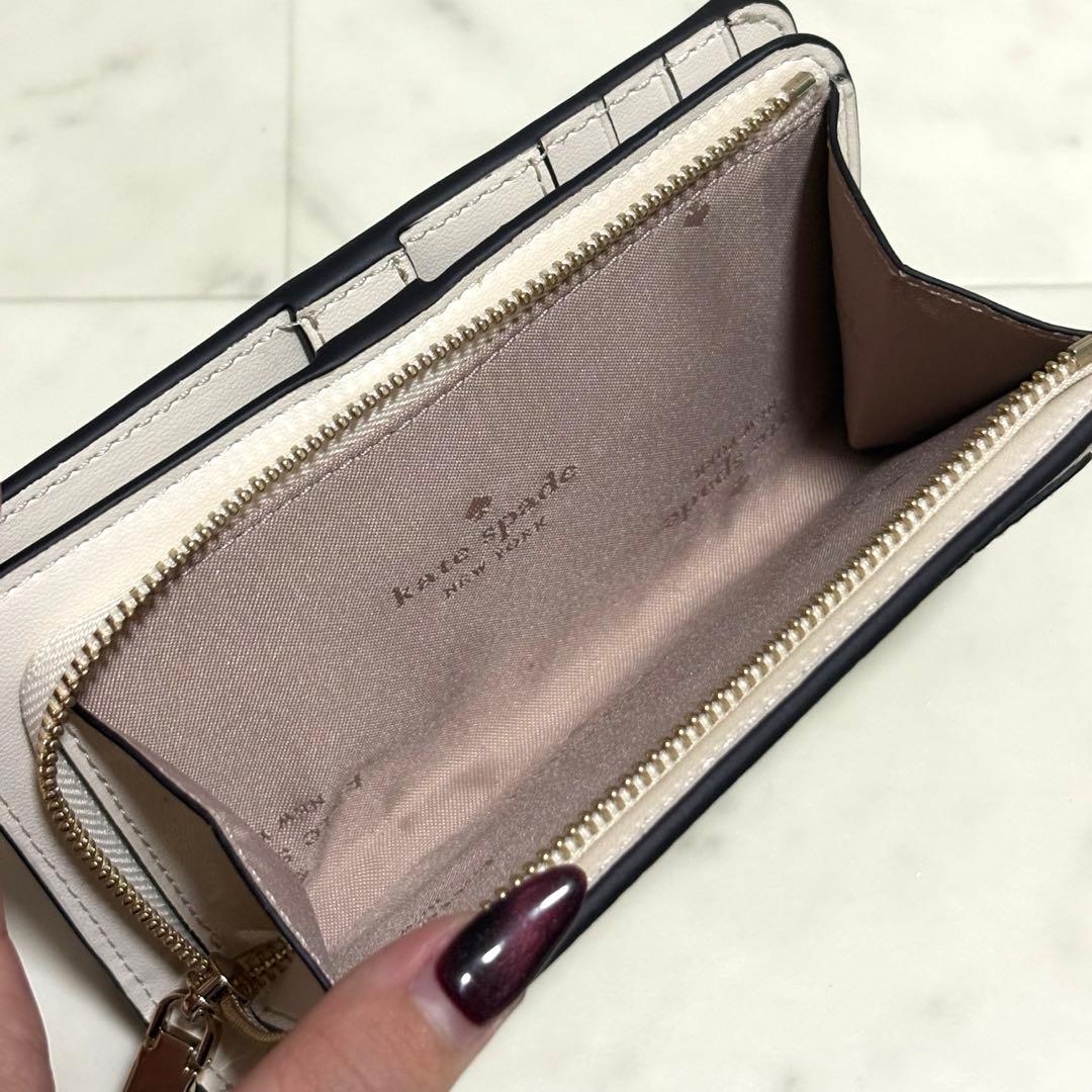 katespade 二つ折り財布