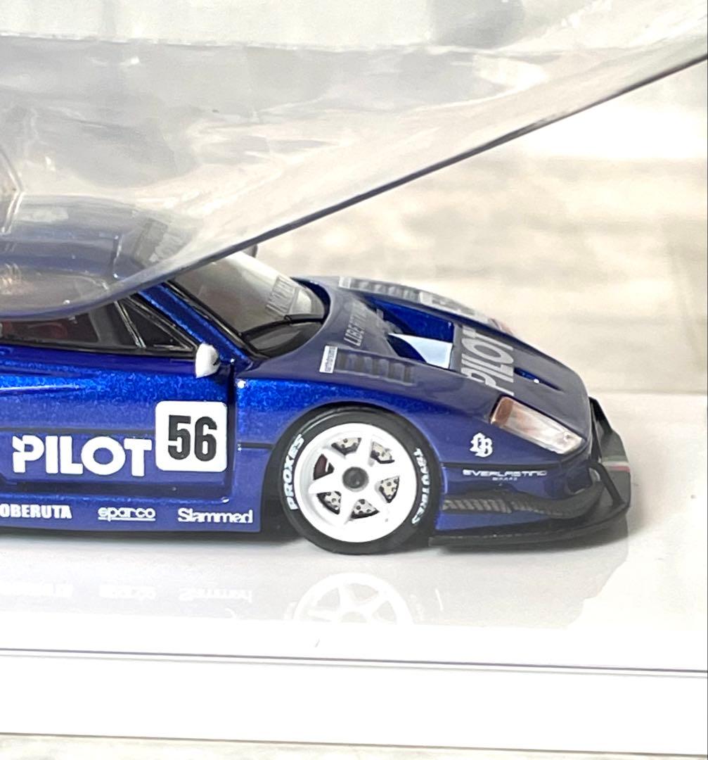 フェラーリF40 LBWK 1/64 ミニカー　ガルウィング開閉
