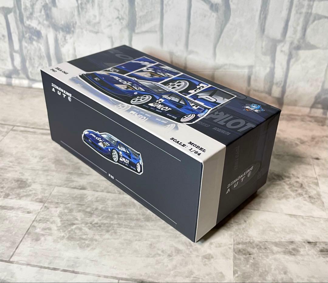 フェラーリF40 LBWK 1/64 ミニカー　ガルウィング開閉