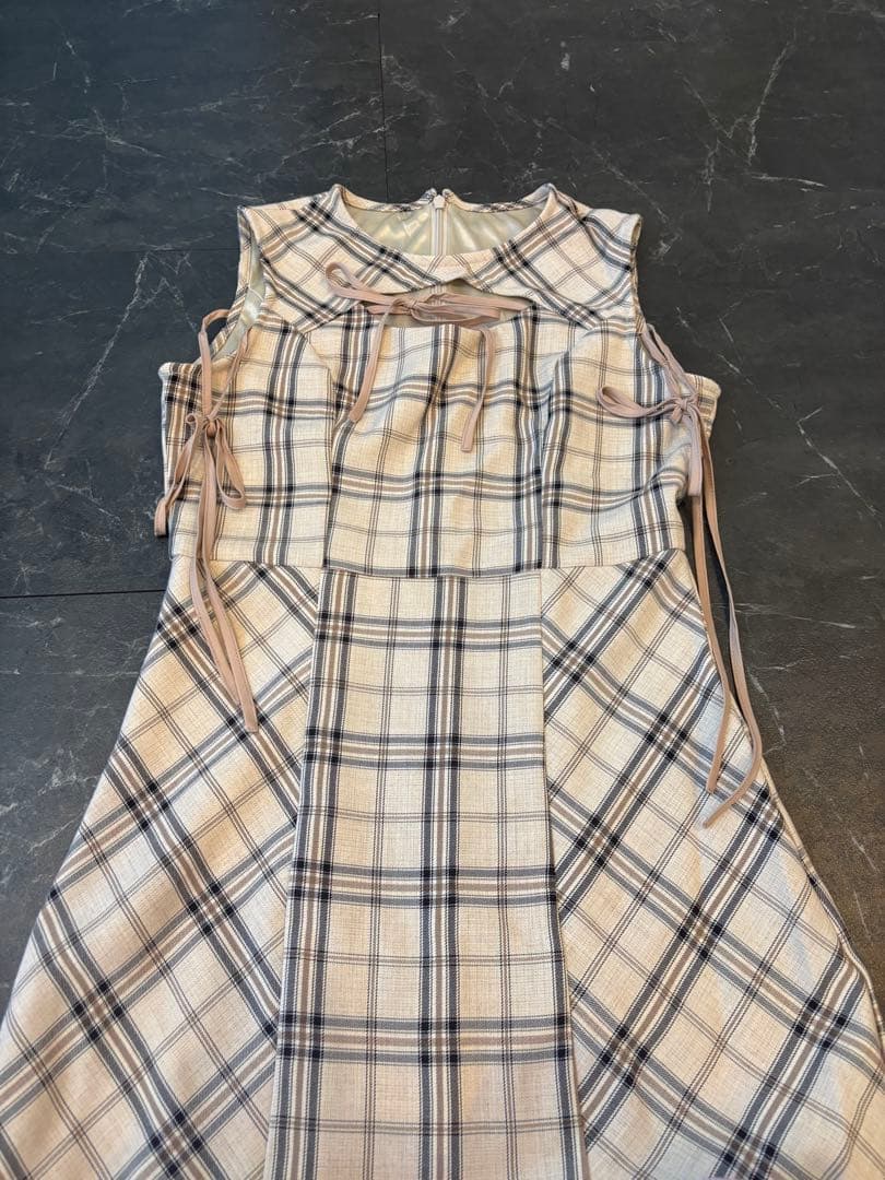 ミシェルマカロン バイアスチェックマーメイドワンピース