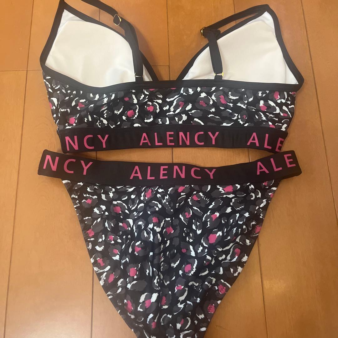 KAREN　ALENCY アレンシー ロゴ入りトライアングルビキニ