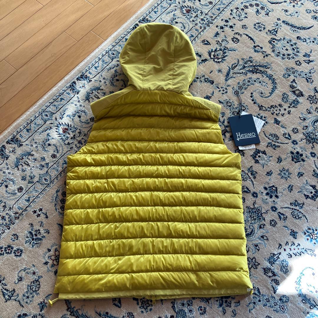 極美品　HERNO ヘルノ コンビネーション フーデッド ライトダウンベスト