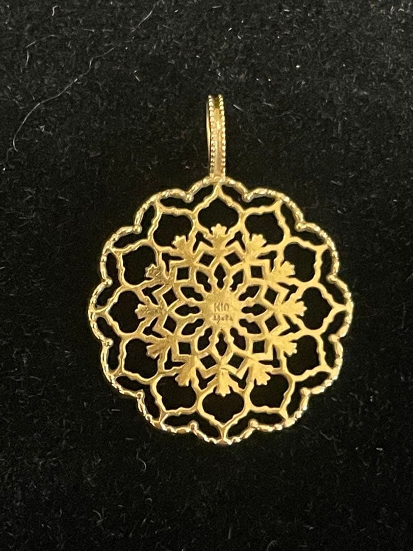 Agete　10kダイヤモンドネックレスチャーム