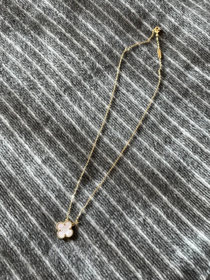 18K ヴィンテージ 四つ葉のクローバー ペンダント　ネックレス　ピンク