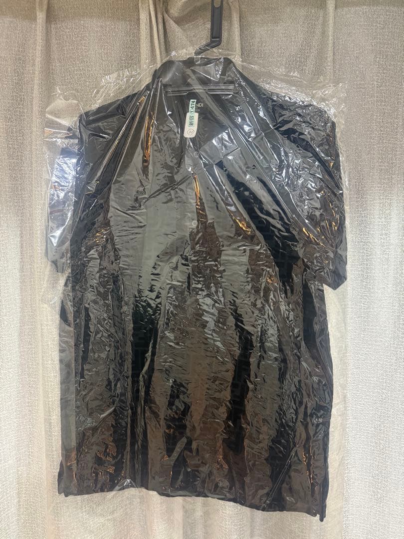 FENDI ブラック ロゴポロシャツ