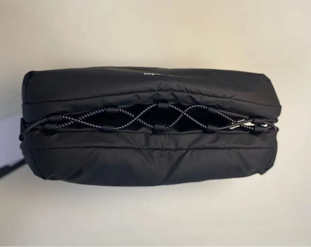 topologie ブラック ショルダーバッグ