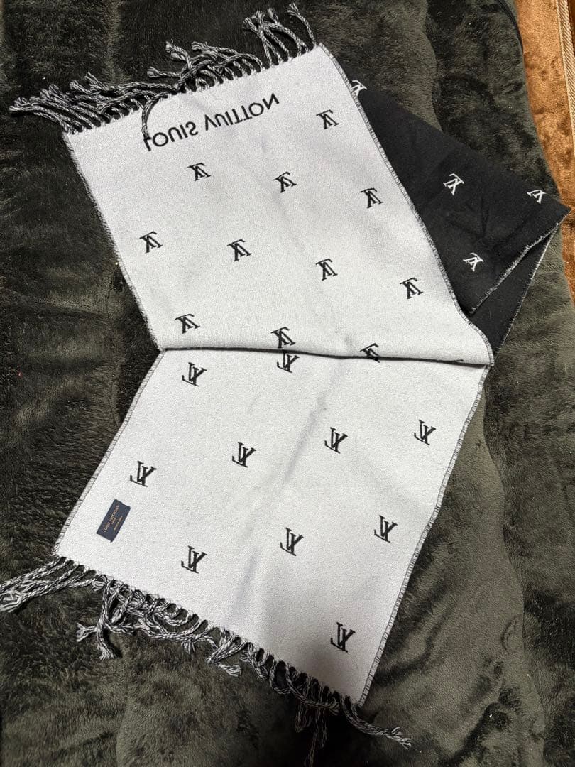 LOUIS VUITTON マフラー ブラゾン