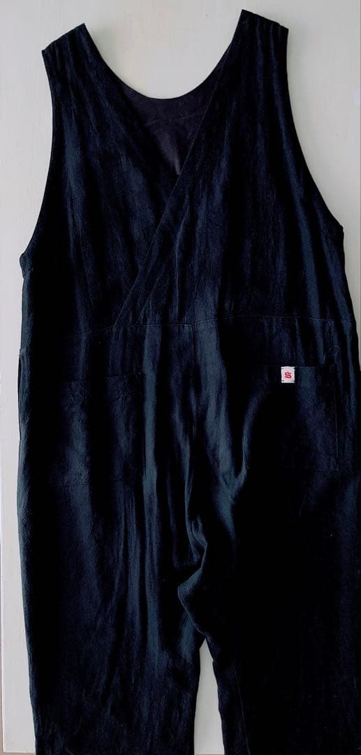 スースースー　サロペット