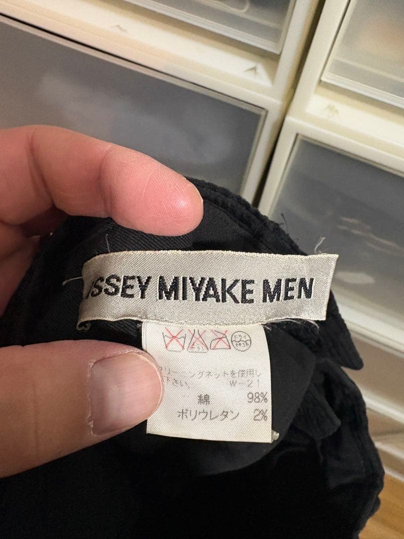 ISSEYMIYAKE MENイッセイミヤケ　コーデュロイパンツ　サイズXXL