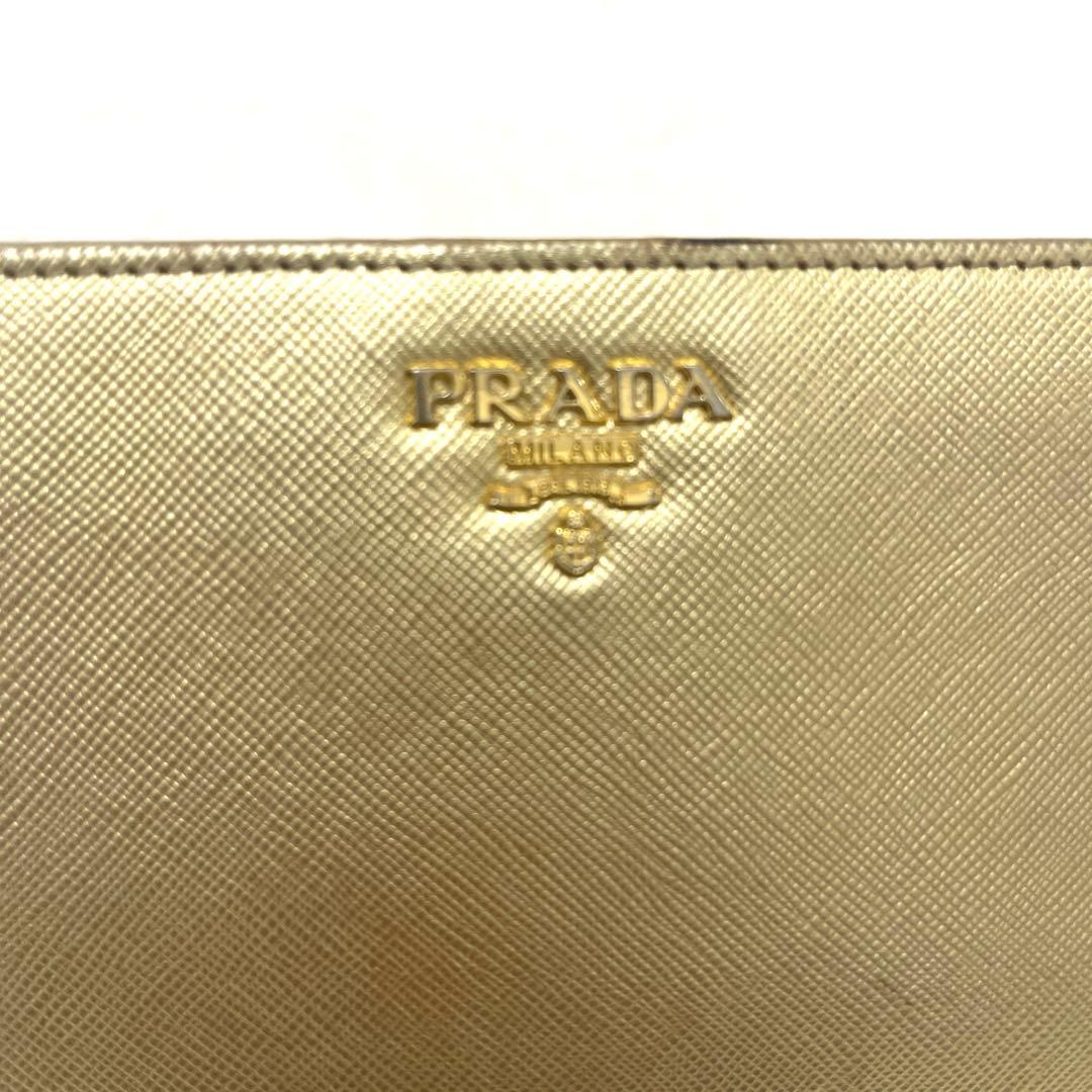 【美品】PRADA サフィアーノ 長財布 ゴールド　フラップ式　二つ折り