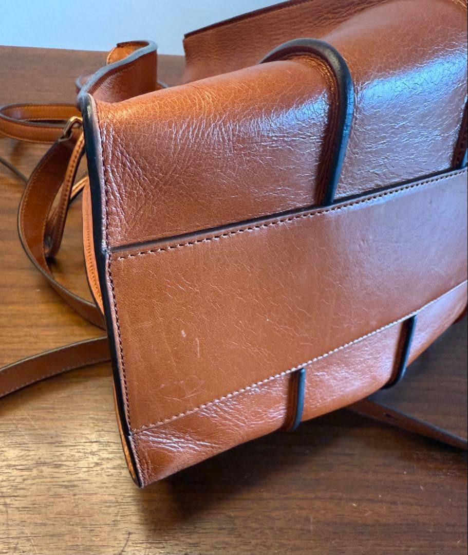 トッズ　ショルダーバック