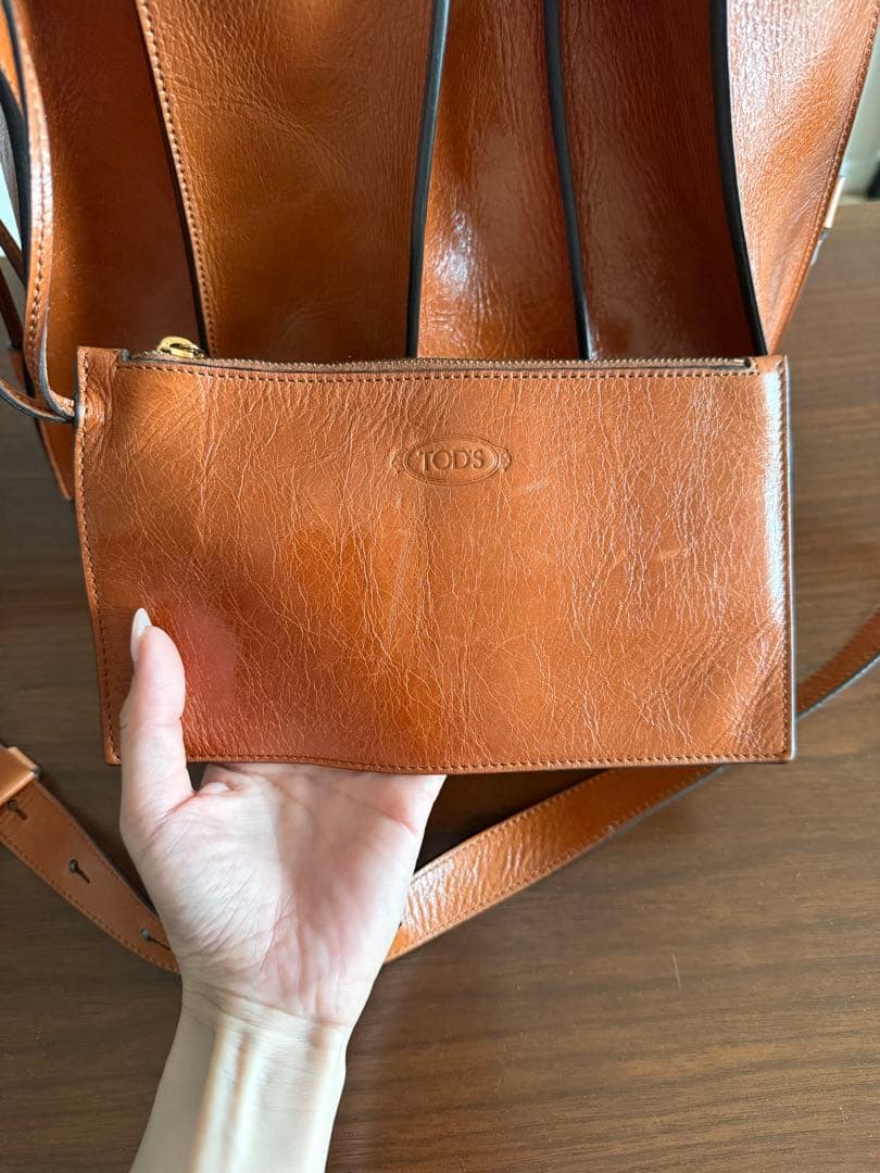 トッズ　ショルダーバック