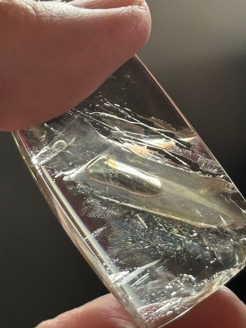 レア　大きめ水入り水晶　マイカ流砂　28g エレスチャル　レインボーありよく動く