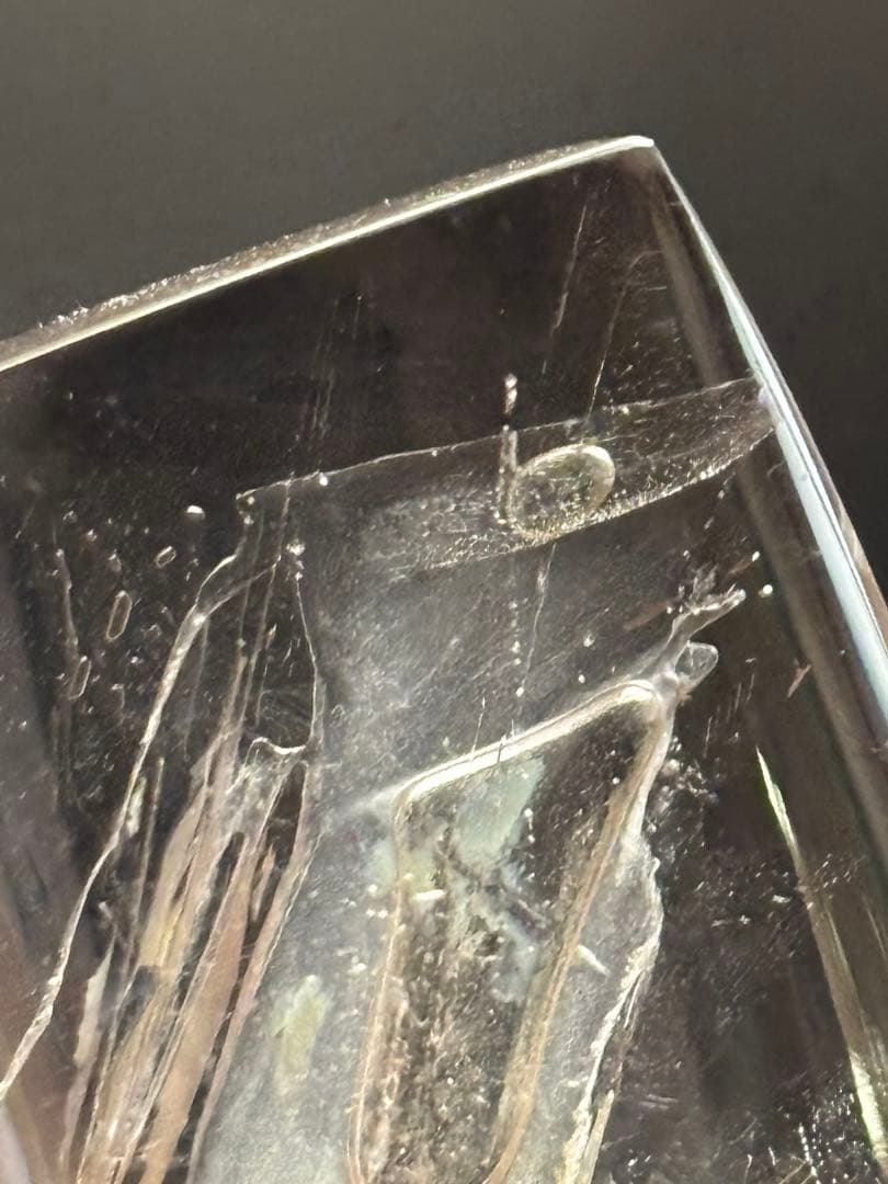 レア　大きめ水入り水晶　マイカ流砂　28g エレスチャル　レインボーありよく動く