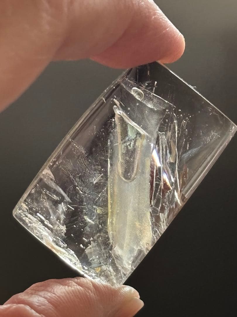 レア　大きめ水入り水晶　マイカ流砂　28g エレスチャル　レインボーありよく動く