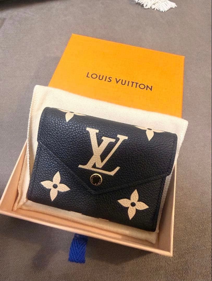 LOUIS VUITTON 三つ折り財布 ブラック