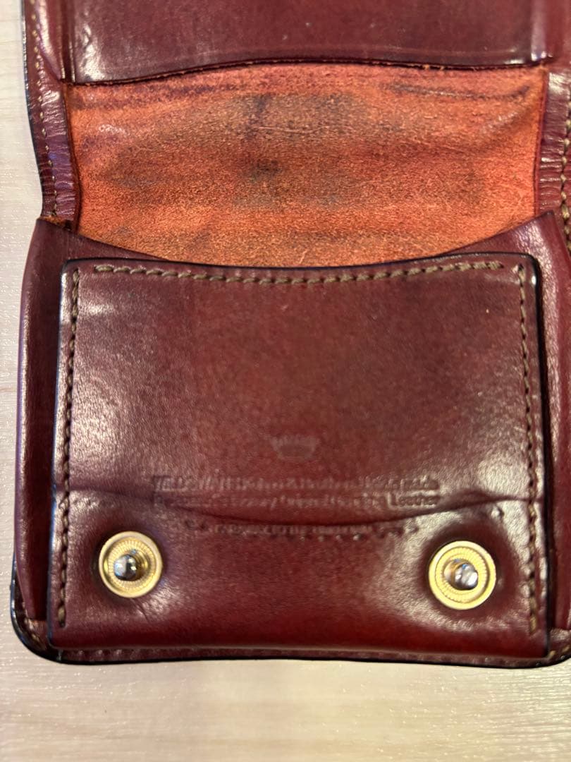 WILDSWANS ワイルドスワンズ二つ折り財布 Palm 王冠ロゴ