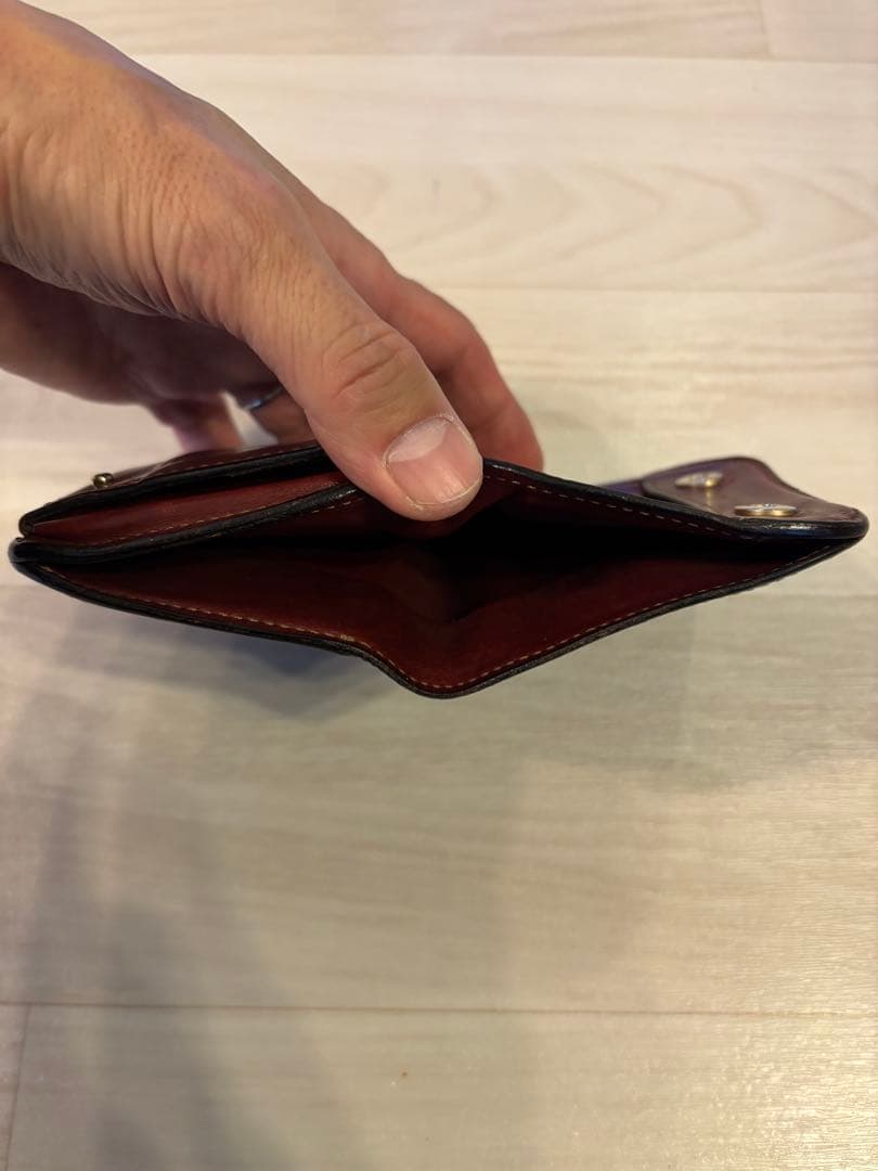 WILDSWANS ワイルドスワンズ二つ折り財布 Palm 王冠ロゴ