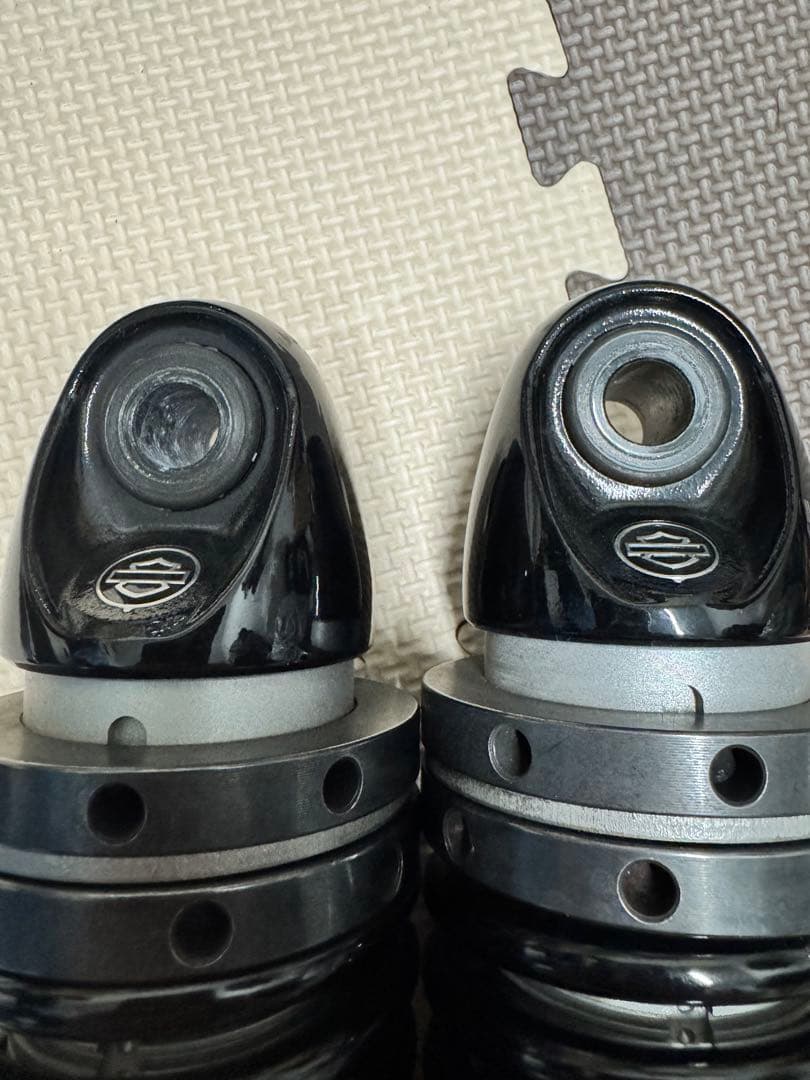 ハーレー　スポーツスター　リアサスペンション　純正　訳あり品