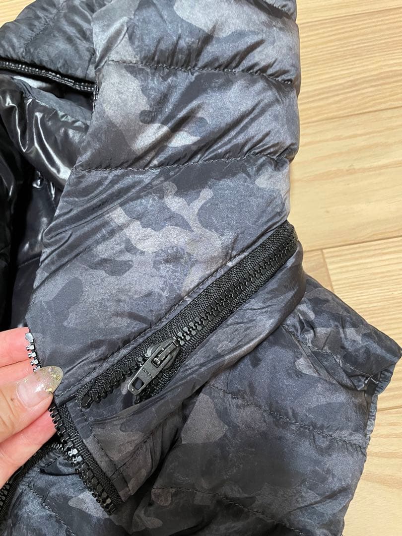 タトラス TATRAS 黒&カモフラ 迷彩 リバーシブル ダウンベスト 1