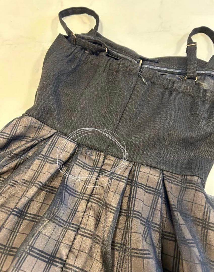 ローブドフルール　ボリュームチェックフレアドレス