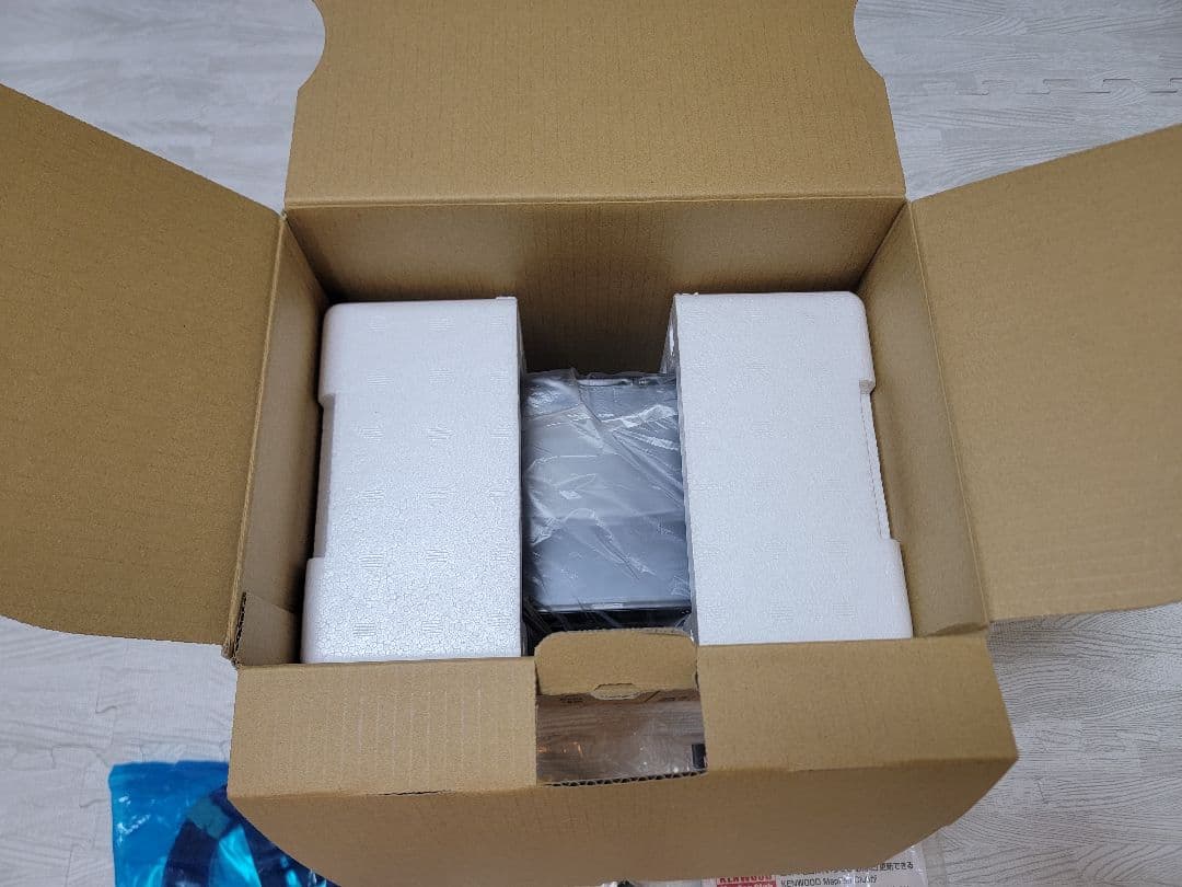 KENWOOD MDV-M910HDL 10.1型　AVナビゲーションシステム