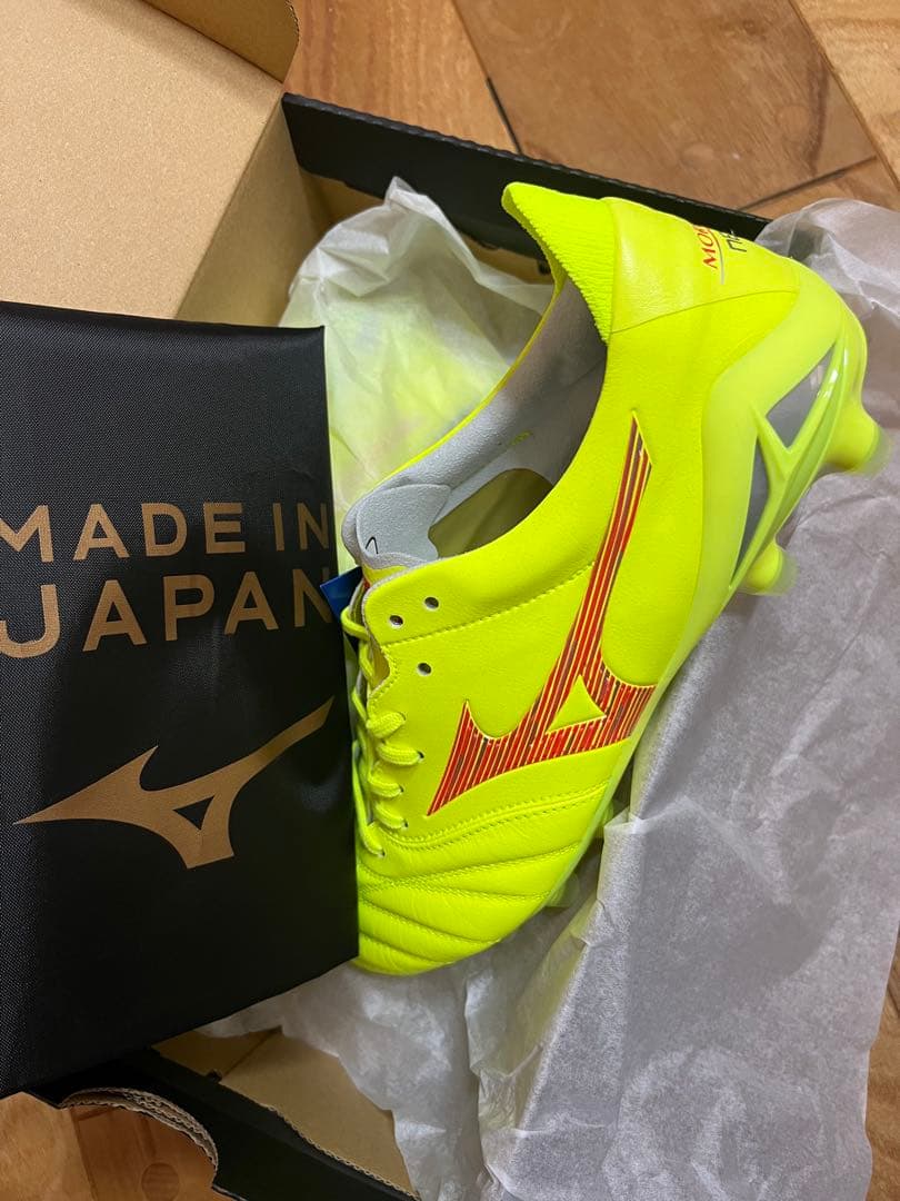 新品　激レア　限定カラー　ミズノ　モレリア ネオ4 JAPAN 27cm