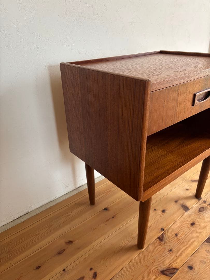 北欧ヴィンテージ　チーク　デンマーク　キャビネット