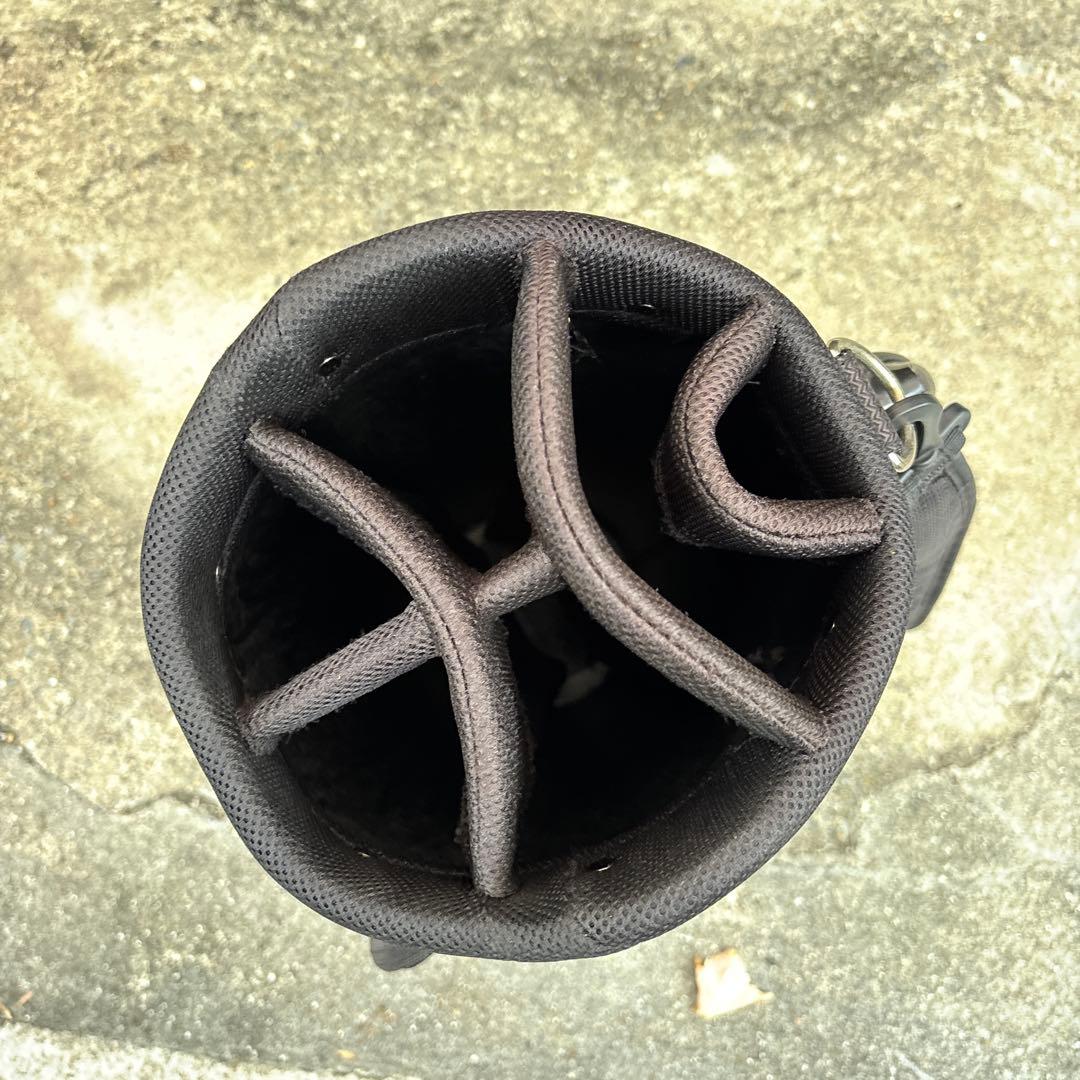 NIKE GOLF キャディバッグ エナメル ビッグロゴ 黒 ブラック 人気