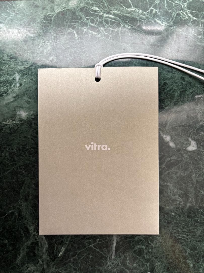 ジャン・プルーヴェ 《vitra》スタンダードチェア ブラック