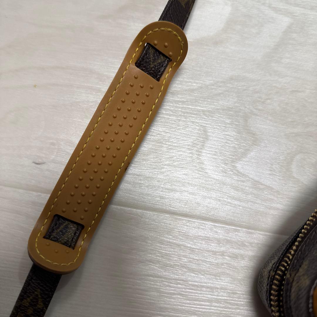 ルイヴィトン　ダヌーブ　ショルダーバッグ